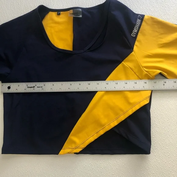 Gymshark Asymmetrical Cropped Short Sleeve Top in Blue and Yellow Size XL - Picture 7 of 9